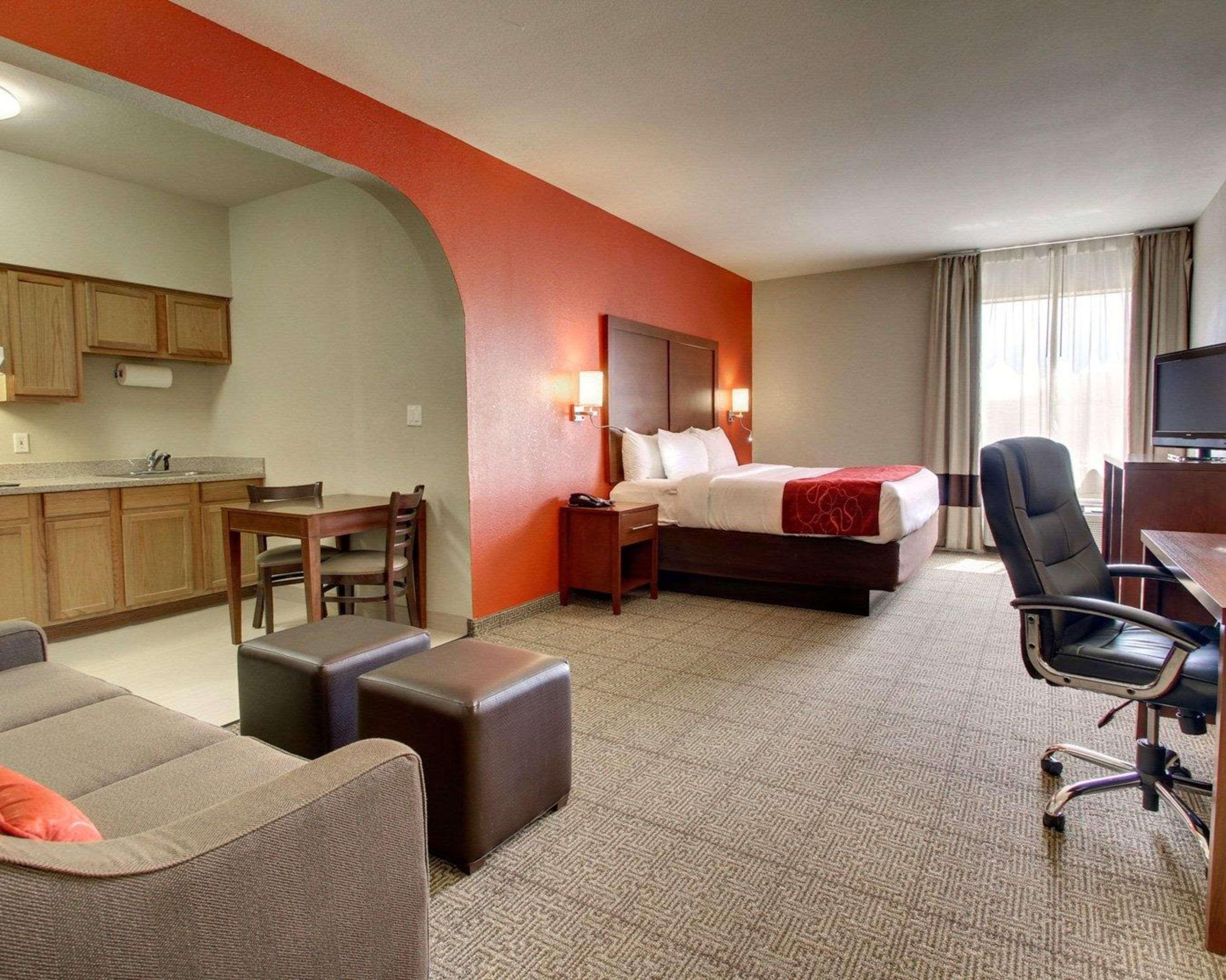 Hotel Comfort South 3*